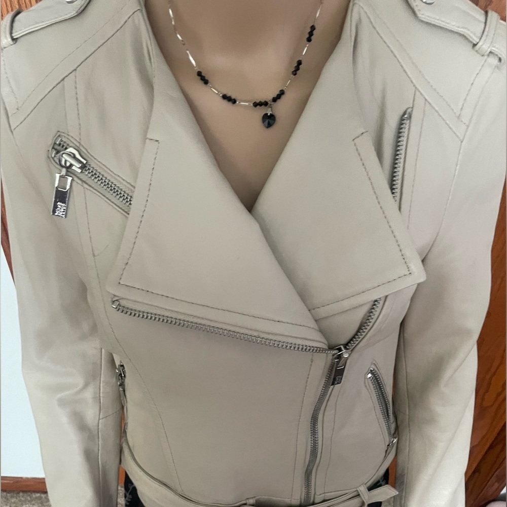 EUC/ black rivet leather jacket